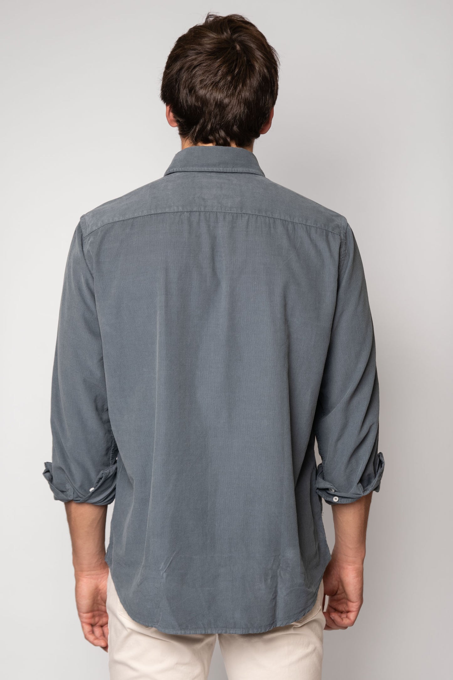 CAMISA DE MICROPANA GRIS