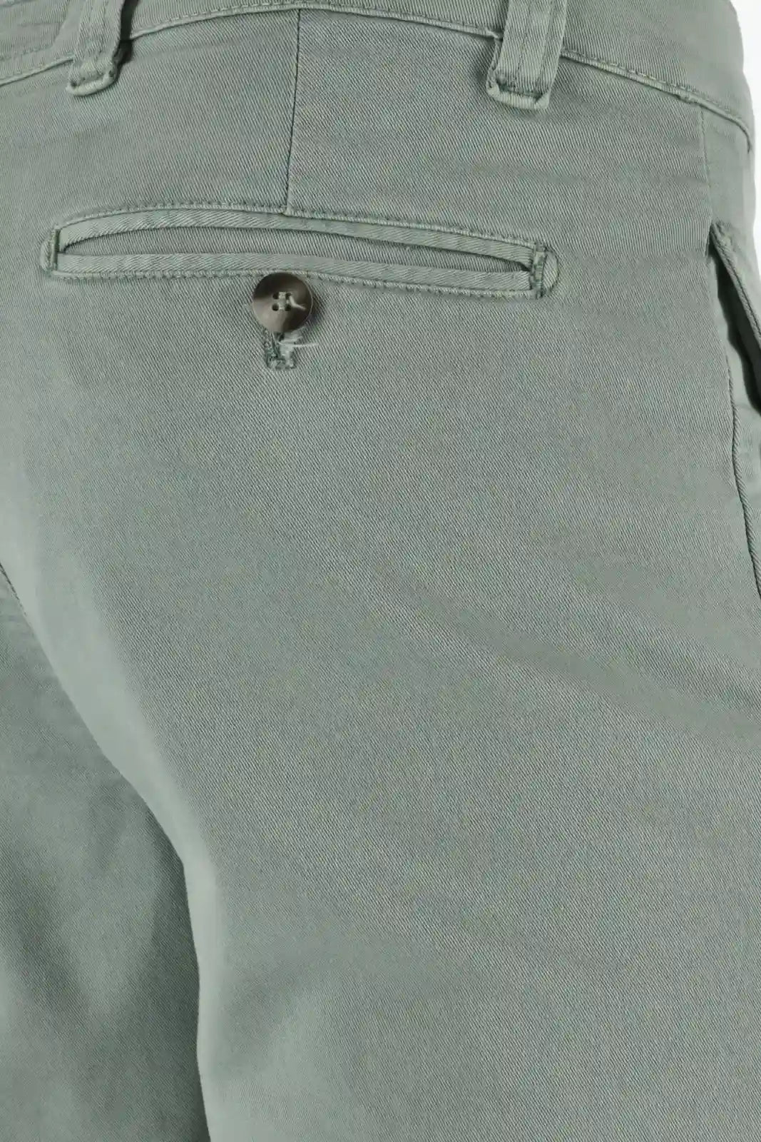 BERMUDAS CHINO VERDES