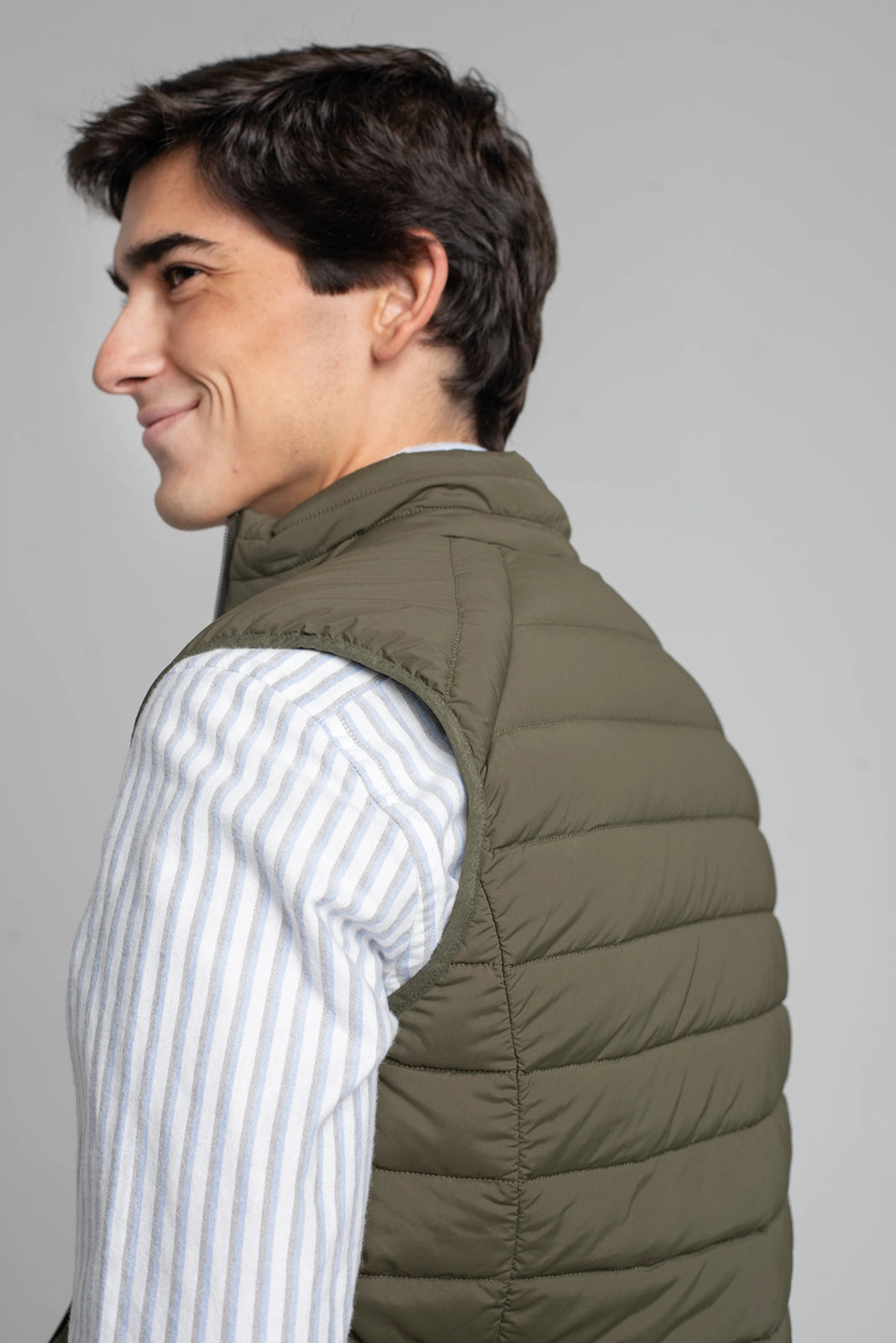 CHALECO DE PLUMAS VERDE JOTT