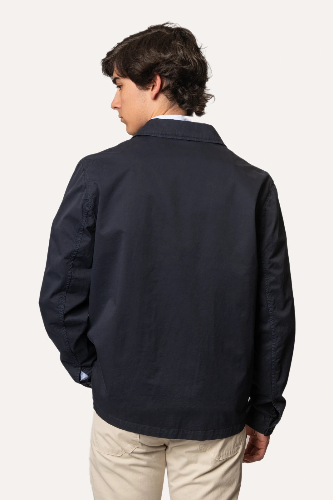 CHAQUETA LIGERA AZUL MARINO