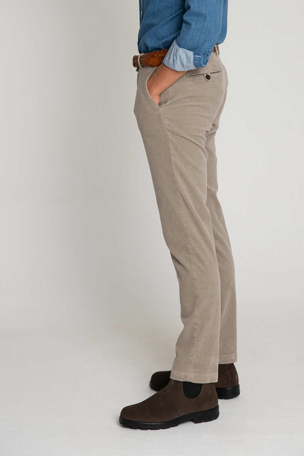 PANTALÓN CHINO PANA BEIGE