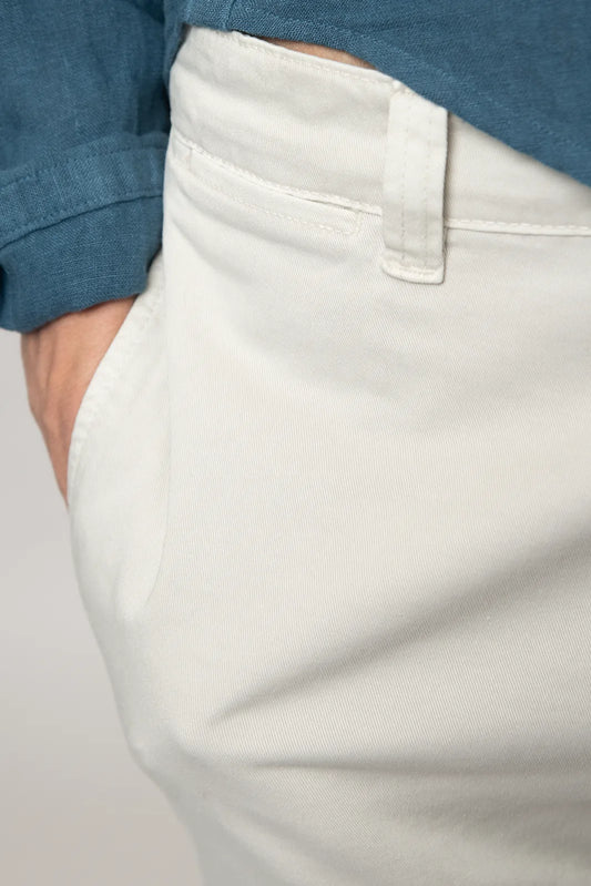 BERMUDAS CHINO BEIGE