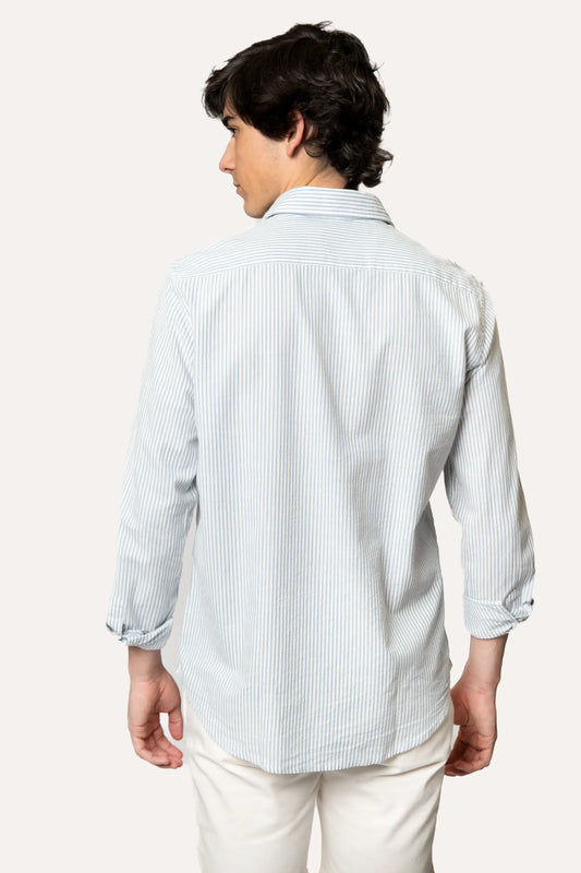 CAMISA DE RAYAS AZULES Y BLANCAS