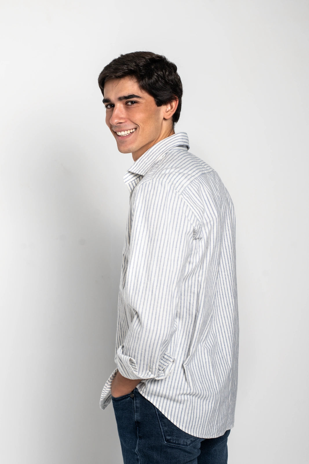 CAMISA HUESO RAYAS AZULES