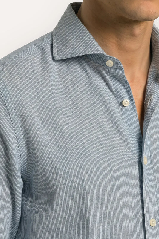 CAMISA AZUL LINO CON RAYA BLANCA
