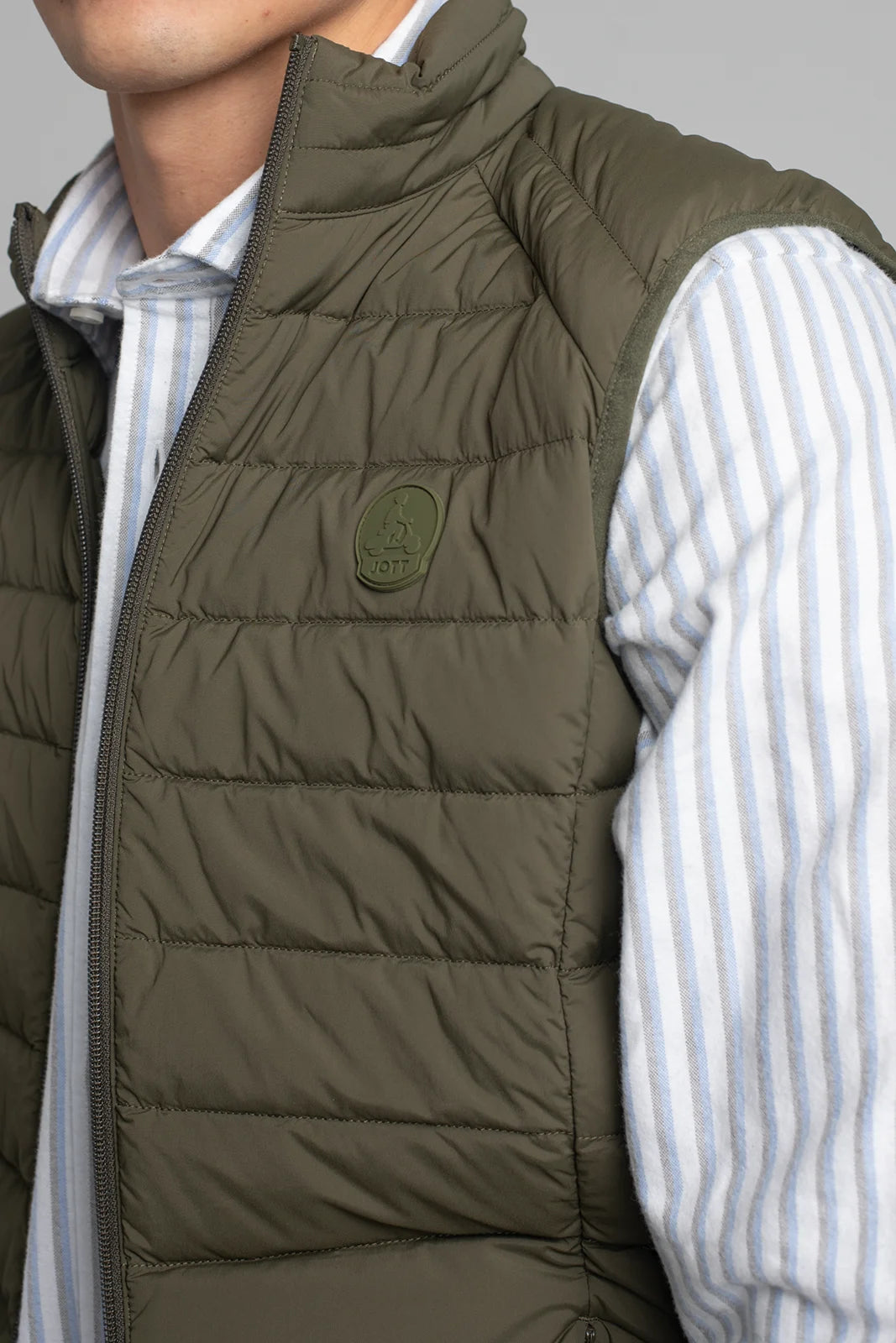 CHALECO DE PLUMAS VERDE JOTT