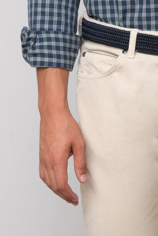 PANTALÓN 5 BOLSILLOS DE PANA HUESO
