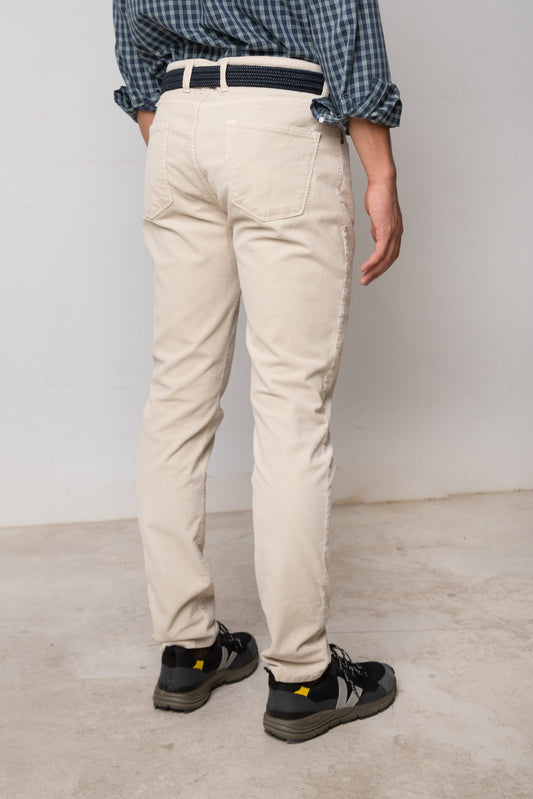 PANTALÓN 5 BOLSILLOS DE PANA HUESO