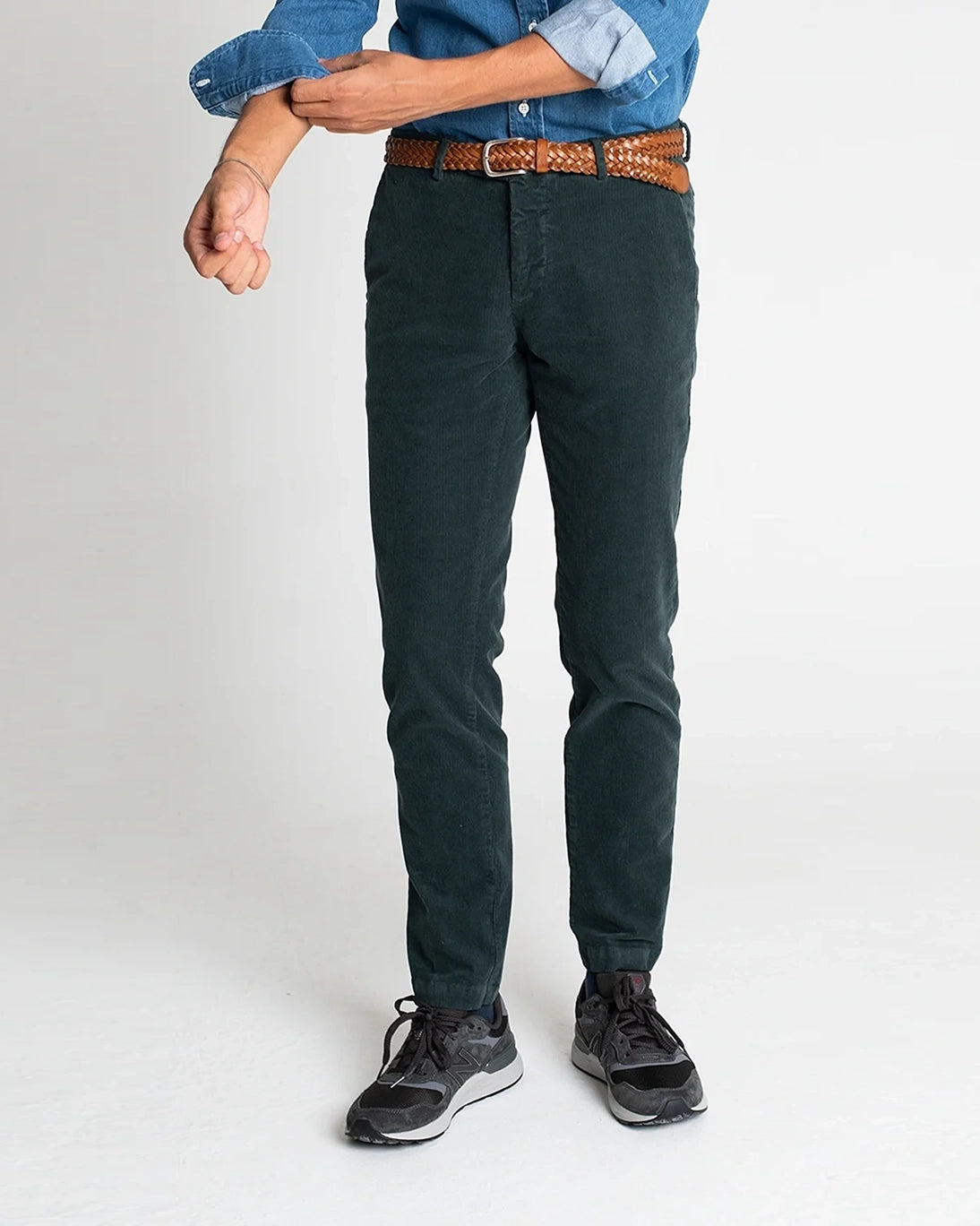 PANTALÓN CHINO PANA VERDE AZULADO