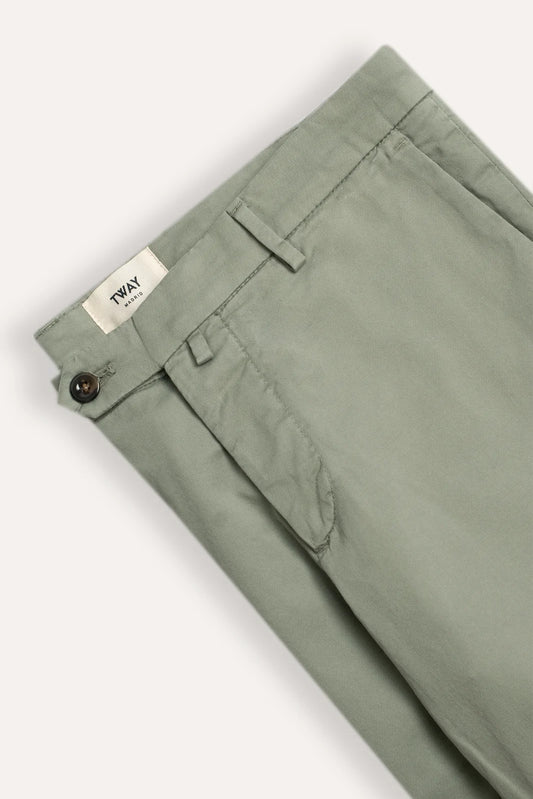 PANTALÓN CHINO VERDE