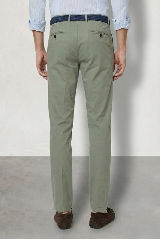 PANTALÓN CHINO VERDE