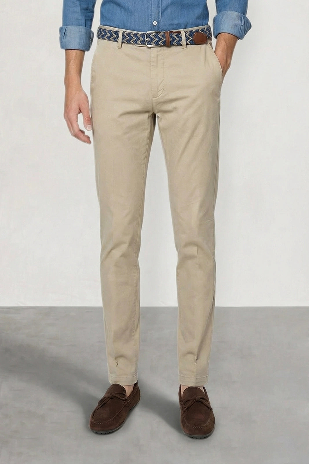 PANTALÓN CHINO BEIGE