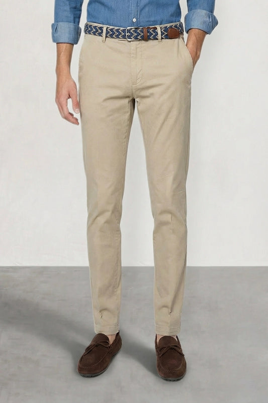 PANTALÓN CHINO BEIGE