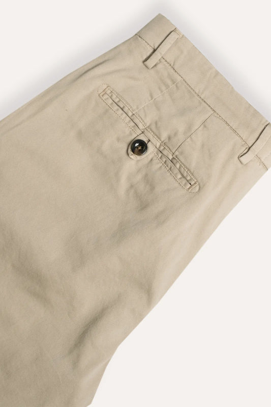 PANTALÓN CHINO BEIGE