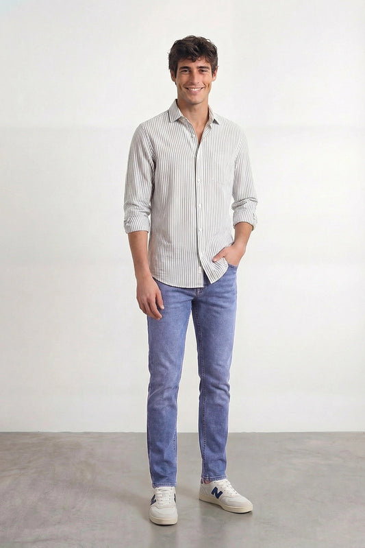 PANTALÓN VAQUERO AZUL CLARO