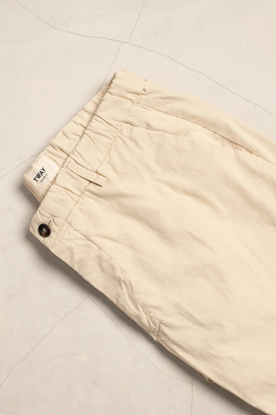 PANTALÓN CHINO LINO ESPIGA CRUDO