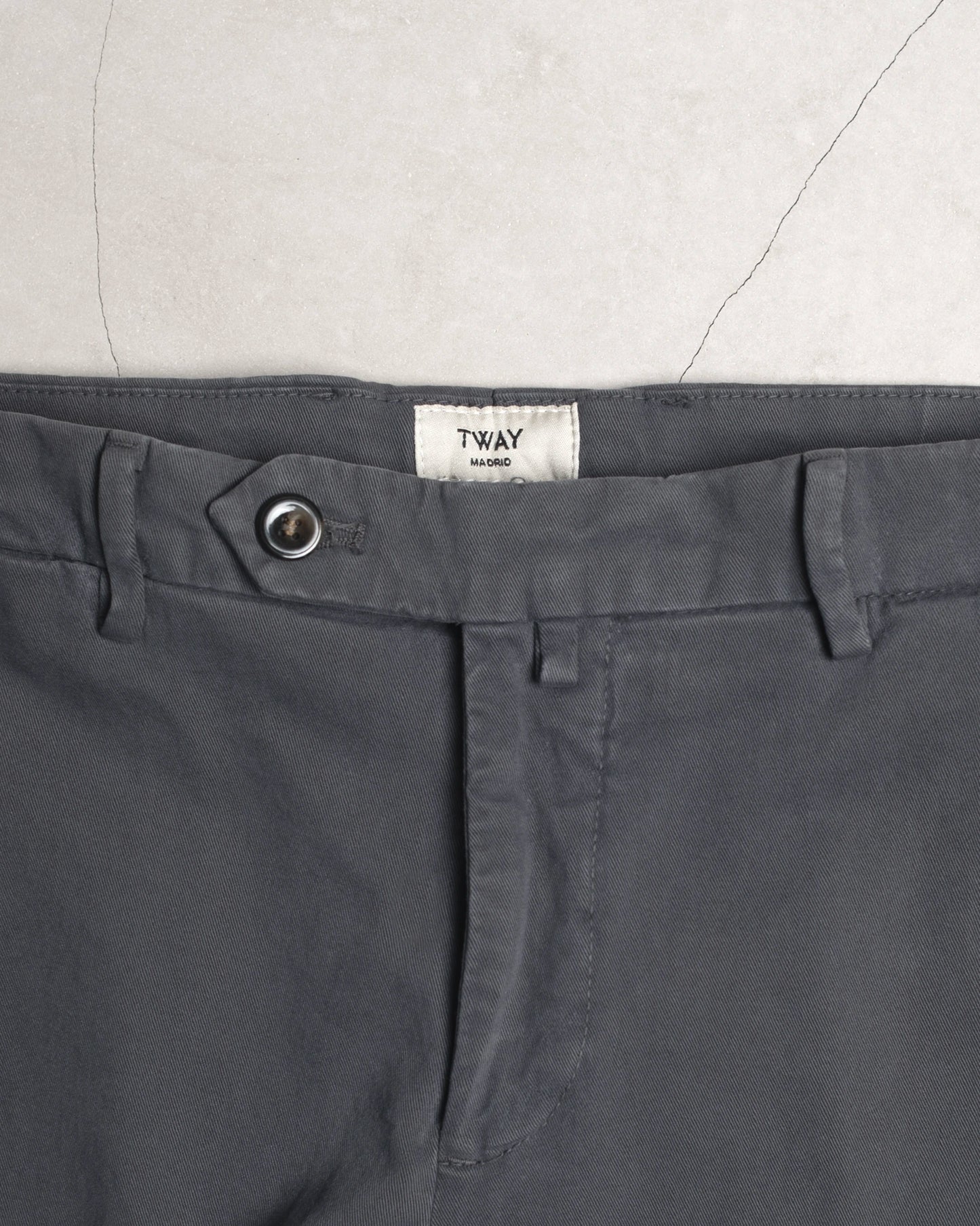 PANTALON CHINO GRIS