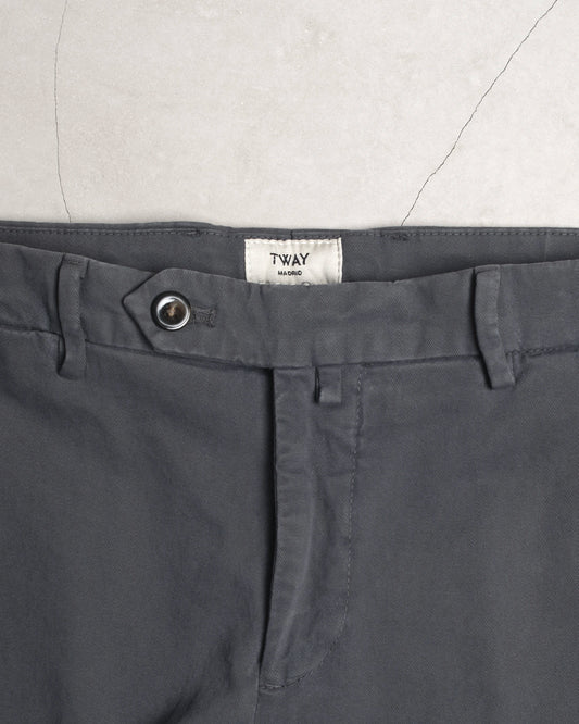 PANTALON CHINO GRIS