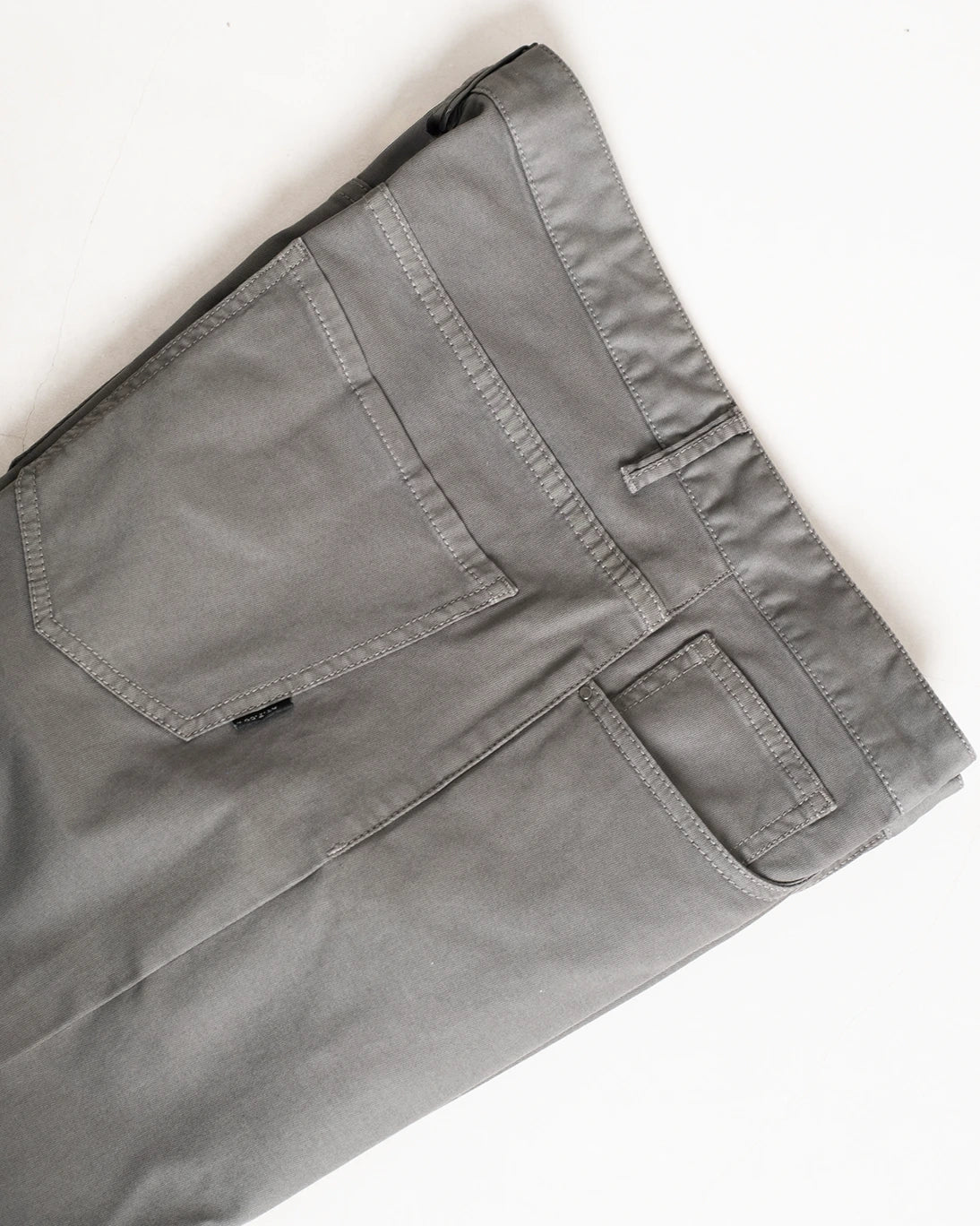 PANTALON CINCO BOLSILLOS GRIS