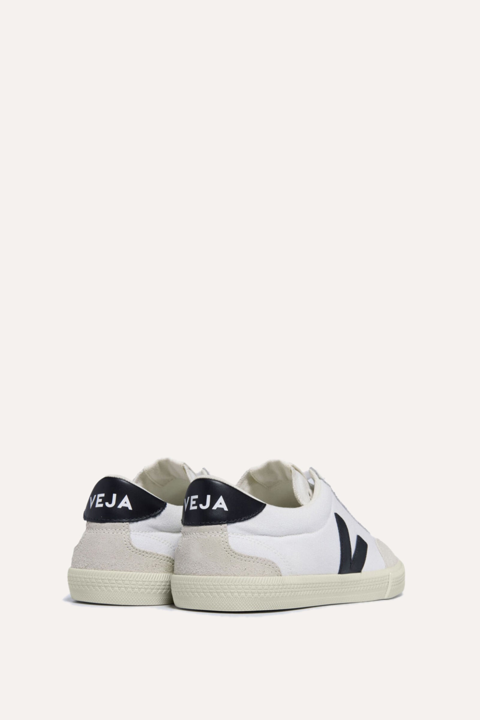 ZAPATILLA VOLLEY CANVAS VEJA BLANCA TWAY