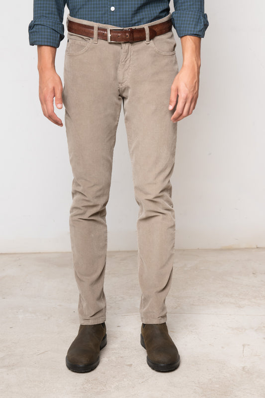 PANTALÓN 5 BOLSILLOS DE PANA BEIGE