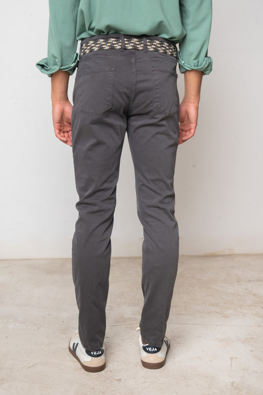 PANTALÓN 5 BOLSILLOS GRIS