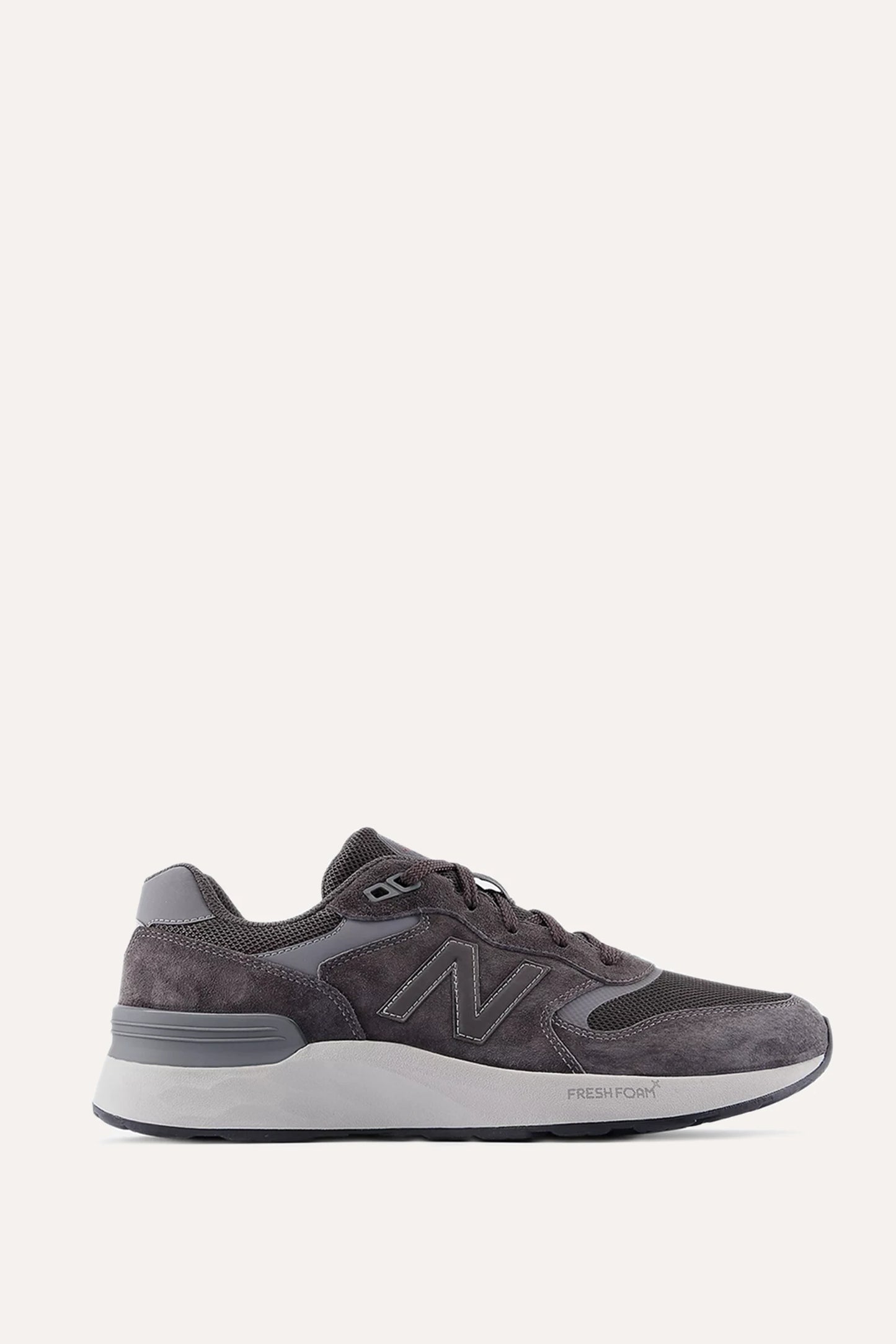 ZAPATILLA NB FRESH FOAM WALKING 880 V7