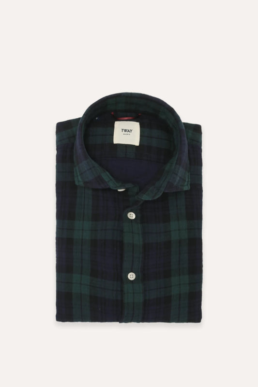 Camisa de cuadros azules y verdes de la marca Tway.
