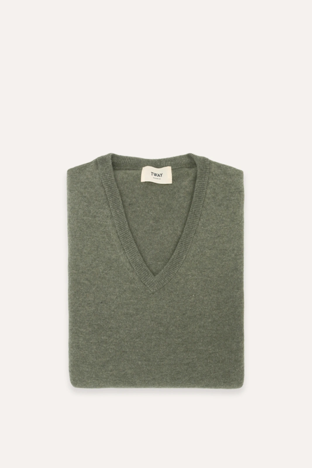 JERSEY CUELLO PICO VERDE OLIVA