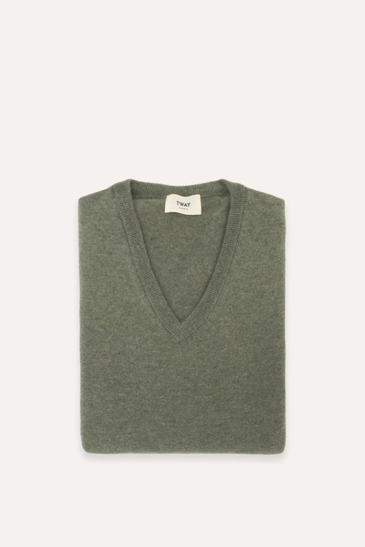 JERSEY CUELLO PICO VERDE OLIVA