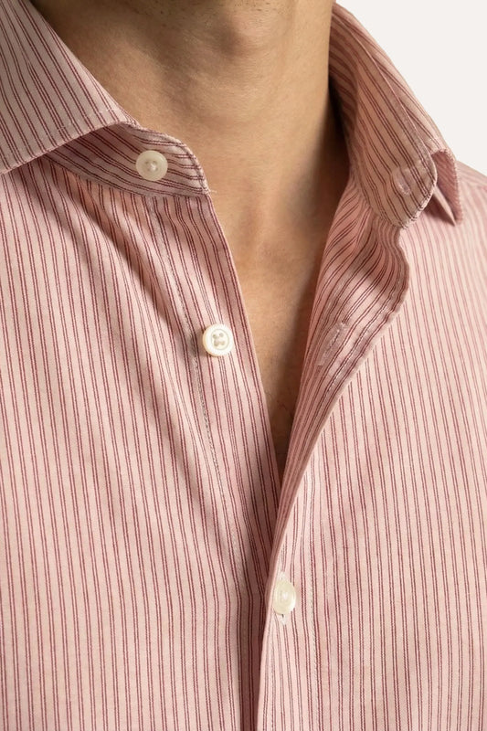CAMISA ROSA CON RAYAS FINAS