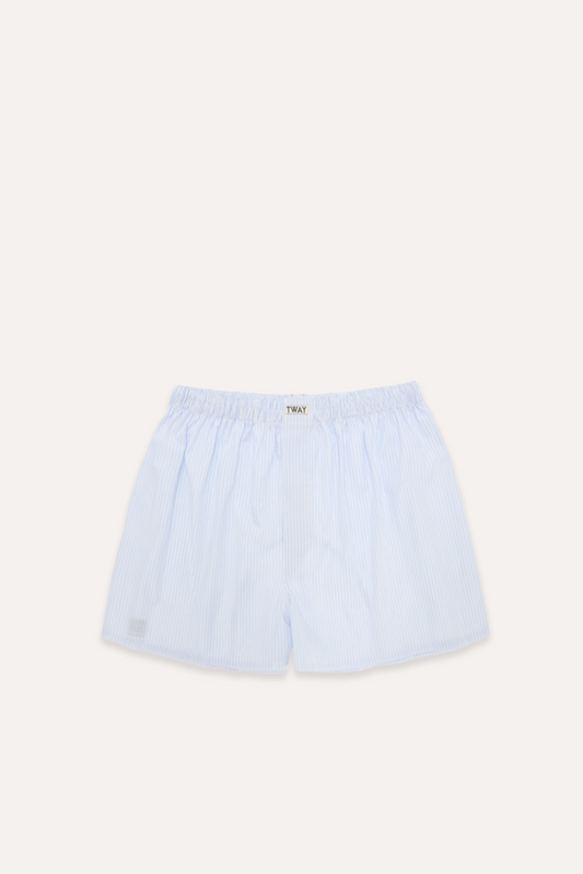 CALZONCILLOS BLANCOS CON RAYA FINA AZUL BÓXER